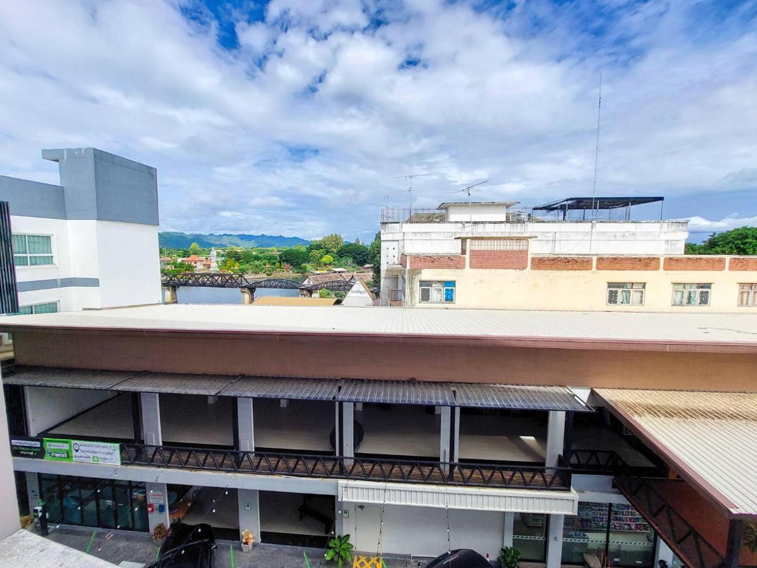 River Kwai View Hotel - Sha Extra Plus Certified Kanchanaburi Ngoại thất bức ảnh